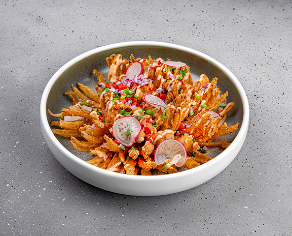 Fried Onion flower with spicy sauce