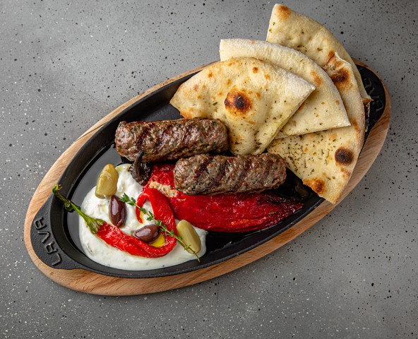 Lamb kebab with roasted peppers