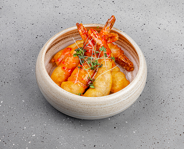 Shrimp in beer batter with Sweet Chili sauce